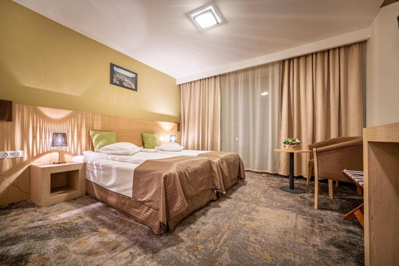 Hotel Escalade Poiana Brasov Luaran gambar